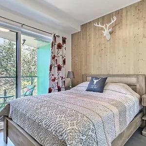 Good Vibes Only -modern And Spacious 2 Bedroom 4 Beds Free Parking, Gym Apartment